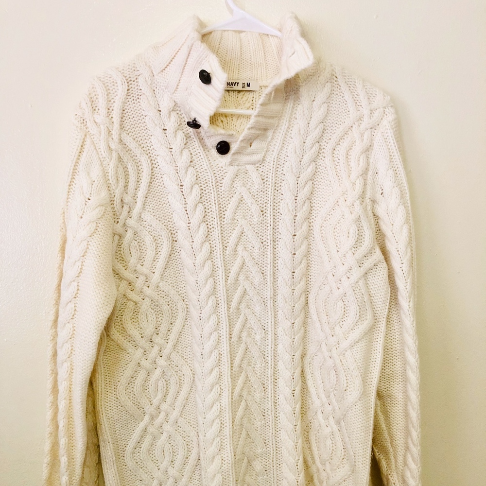 Old Navy sweater